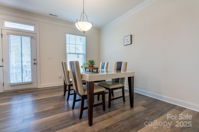 10211 Glenmere Creek Circle, Charlotte, NC 28262