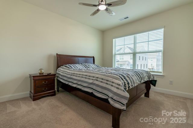 10211 Glenmere Creek Circle, Charlotte, NC 28262