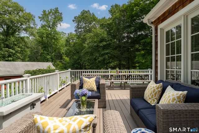 5 Coughlin Road, Killingworth, CT 06419