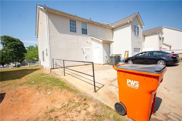 821 Commerce Boulevard, Riverdale, GA 30296