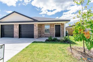 121 Wind Ridge Drive B, Copperas Cove, TX 76522