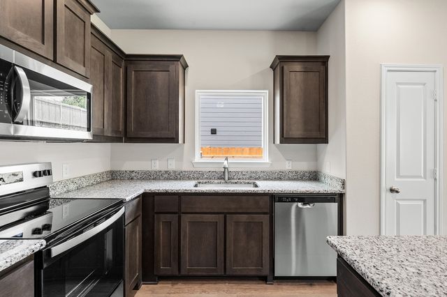 6324 Crosswood Lane, Dallas, TX 75241