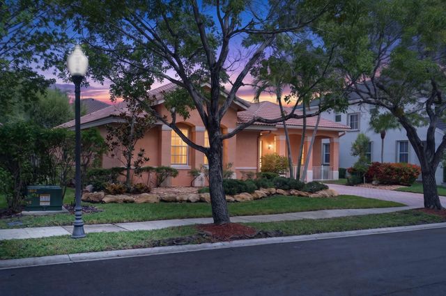1169 Peregrine Way, Weston, FL 33327