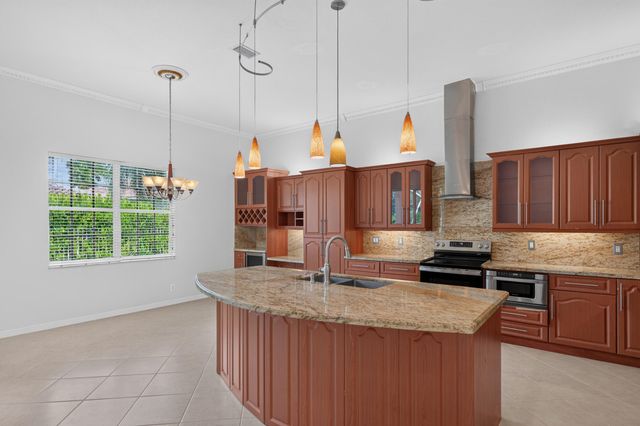 1169 Peregrine Way, Weston, FL 33327
