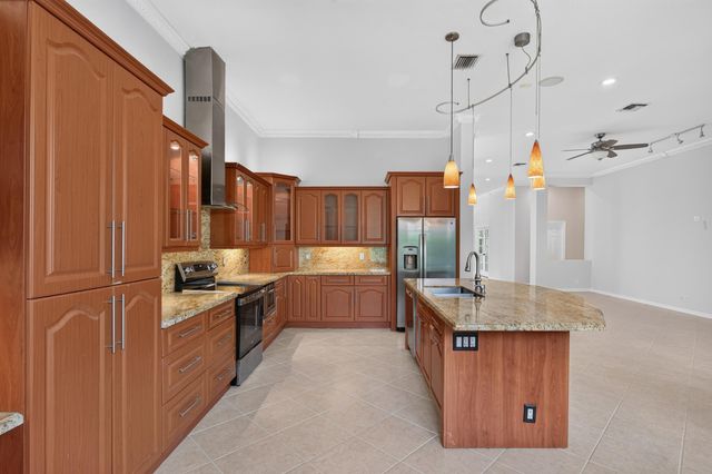 1169 Peregrine Way, Weston, FL 33327