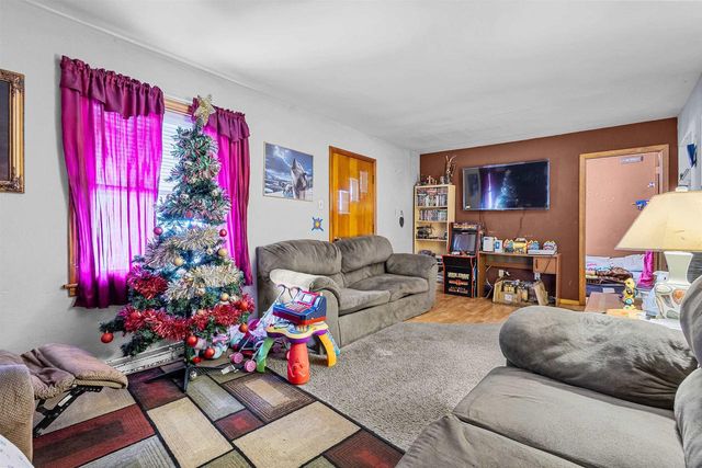 1463 EASTMAN AVENUE, Green Bay, WI 54302