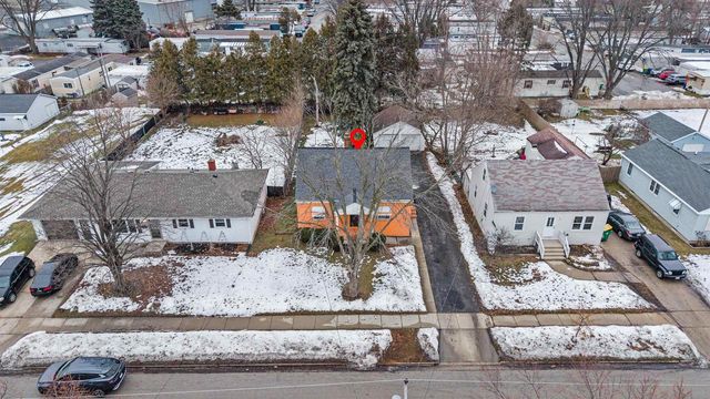 1463 EASTMAN AVENUE, Green Bay, WI 54302