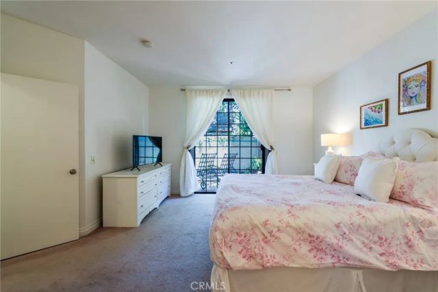 235 S Holliston 114, Pasadena, CA 91106