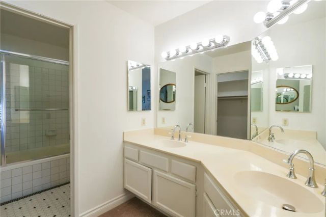 235 S Holliston 114, Pasadena, CA 91106