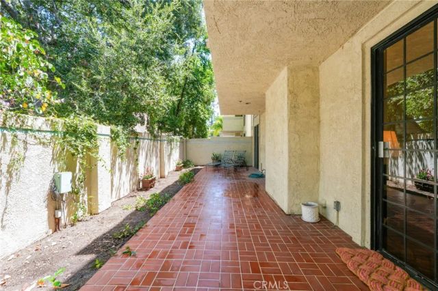 235 S Holliston 114, Pasadena, CA 91106