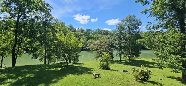 408 Westwood Dr, Mcminnville, TN 37110