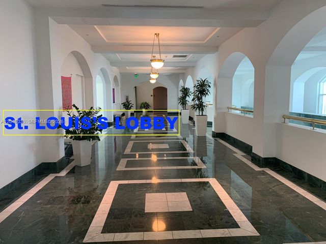 800 Claughton Island Dr 502, Miami, FL 33131
