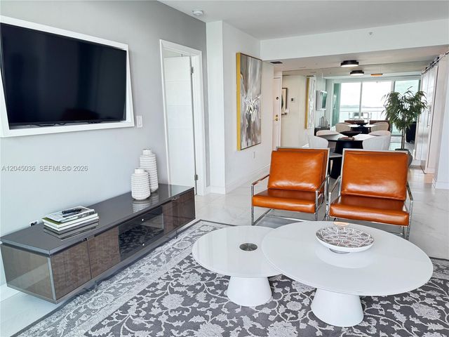 800 Claughton Island Dr 502, Miami, FL 33131