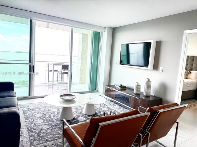 800 Claughton Island Dr 502, Miami, FL 33131