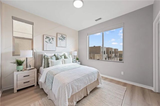 108 Cadence, Irvine, CA 92618