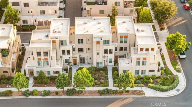 108 Cadence, Irvine, CA 92618