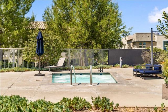 108 Cadence, Irvine, CA 92618