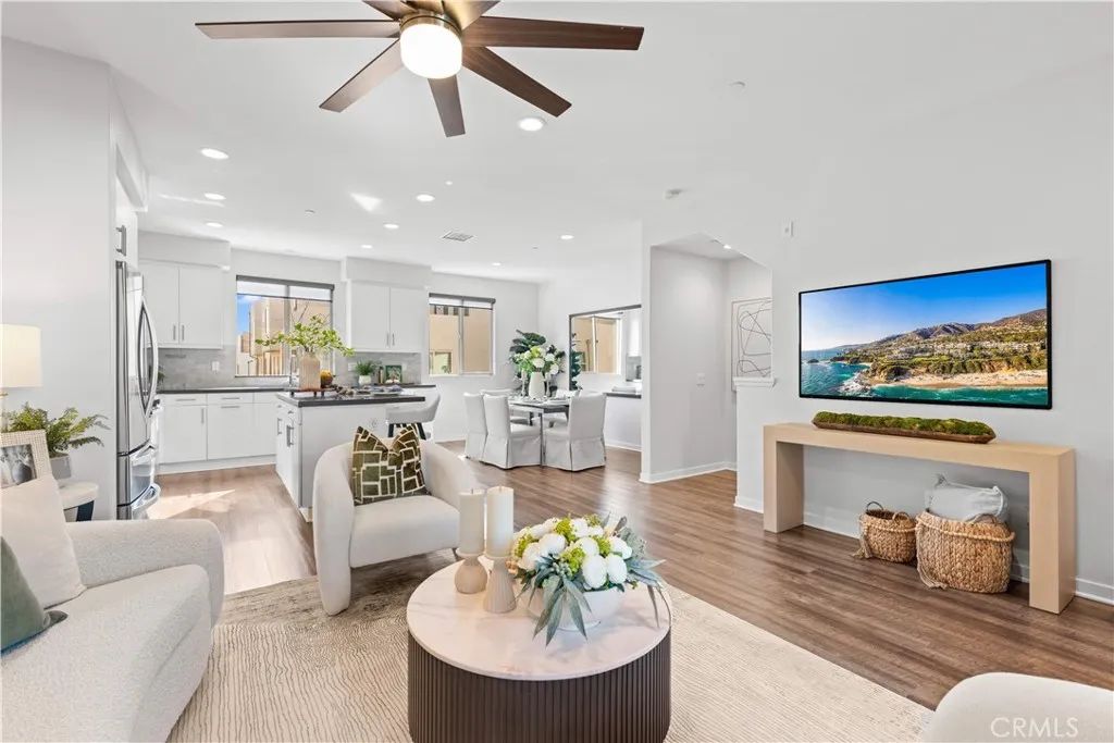 108 Cadence, Irvine, CA 92618
