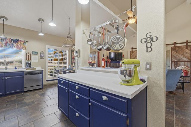 1 Cielo Dorado Drive, Anthony, NM 88021