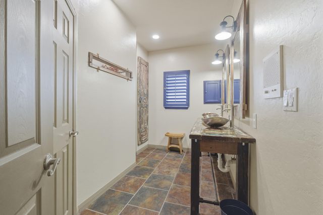 1 Cielo Dorado Drive, Anthony, NM 88021