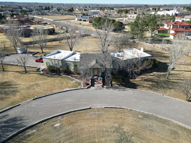 1 Cielo Dorado Drive, Anthony, NM 88021