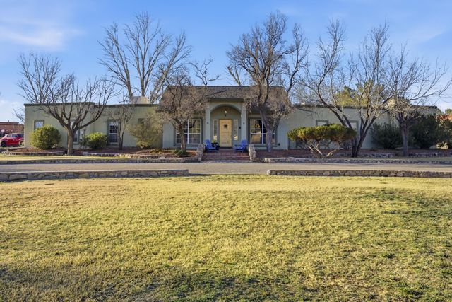 1 Cielo Dorado Drive, Anthony, NM 88021
