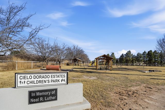 1 Cielo Dorado Drive, Anthony, NM 88021