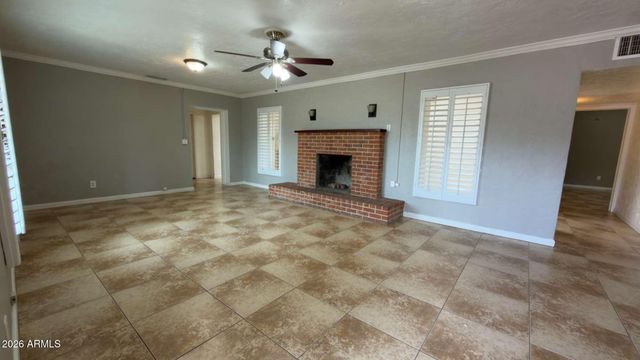 8238 E THOMAS Road, Scottsdale, AZ 85251