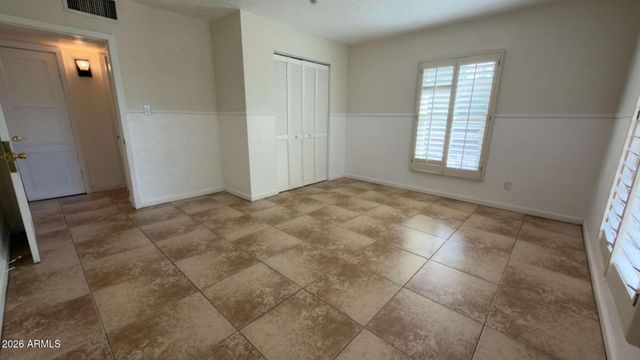 8238 E THOMAS Road, Scottsdale, AZ 85251