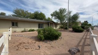 8238 E THOMAS Road, Scottsdale, AZ 85251