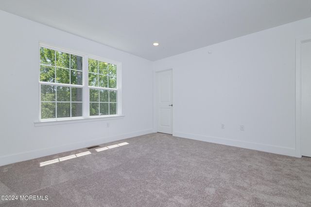 18 Crimson Drive, Manalapan, NJ 07726