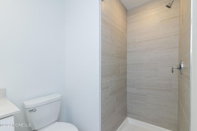 18 Crimson Drive, Manalapan, NJ 07726