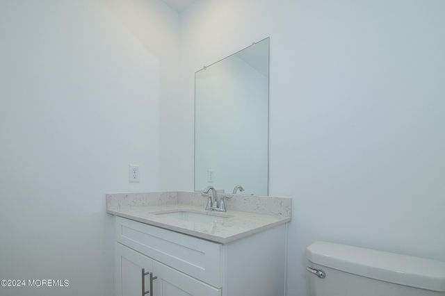 18 Crimson Drive, Manalapan, NJ 07726