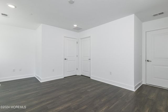18 Crimson Drive, Manalapan, NJ 07726