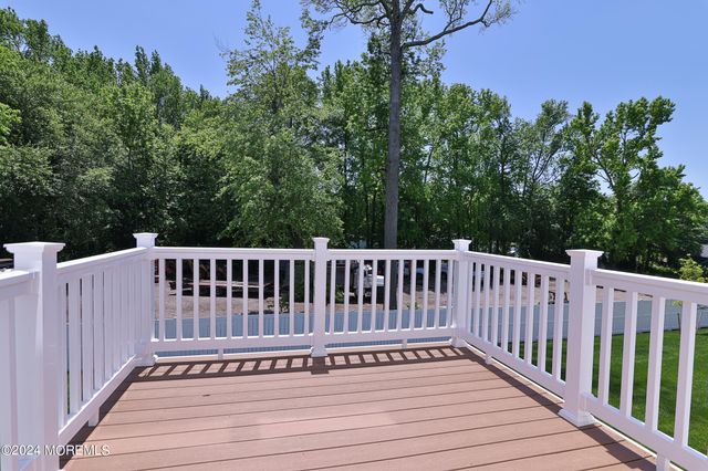 18 Crimson Drive, Manalapan, NJ 07726