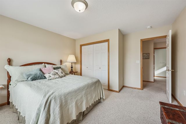 4002 NE Tulip Lane, Ankeny, IA 50021