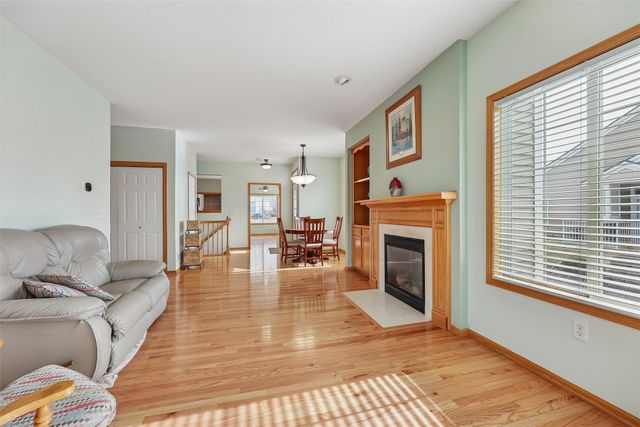 4002 NE Tulip Lane, Ankeny, IA 50021