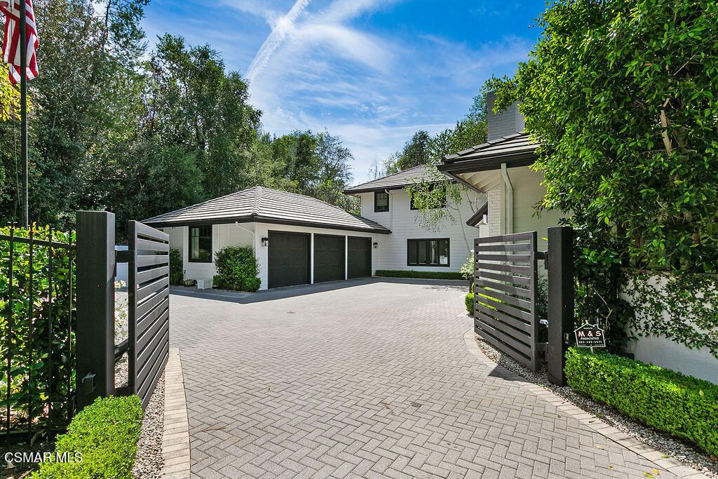 4188 Cresthaven Drive, Thousand Oaks, CA 91362 — photo 2