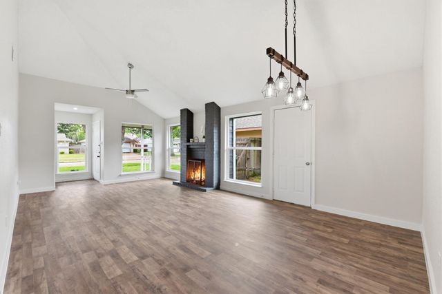 13747 Vickston Lane, Houston, TX 77014