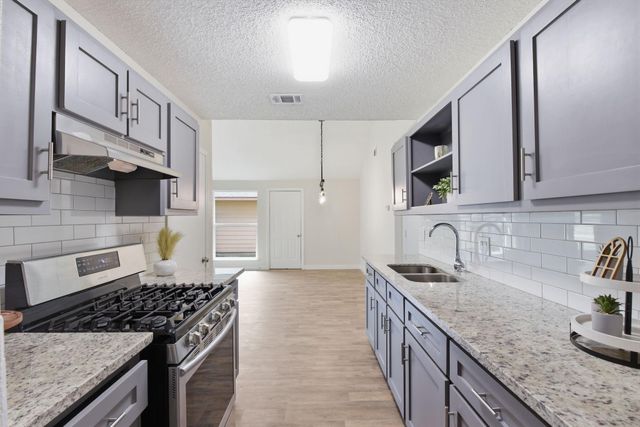 13747 Vickston Lane, Houston, TX 77014