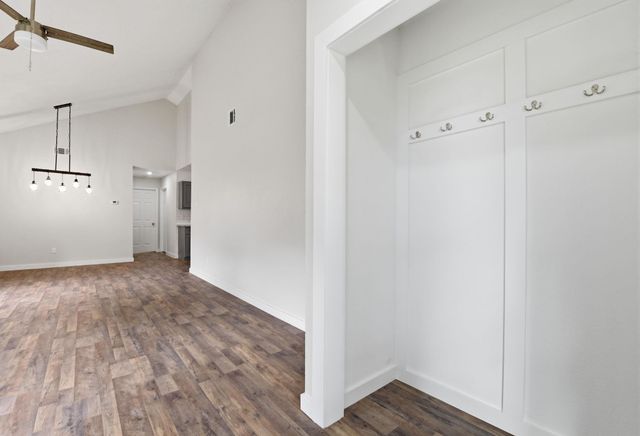 13747 Vickston Lane, Houston, TX 77014