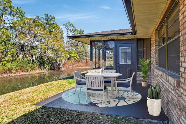 447 LAKE CAROLYN CIRCLE, Lakeland, FL 33813