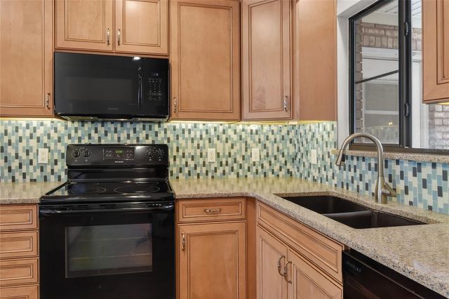 447 LAKE CAROLYN CIRCLE, Lakeland, FL 33813