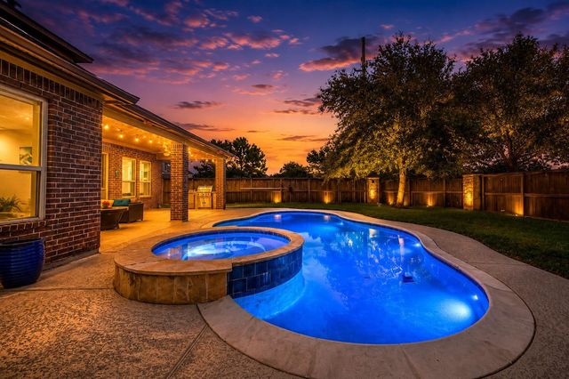 5703 Fulshear Plantation Drive, Fulshear, TX 77441