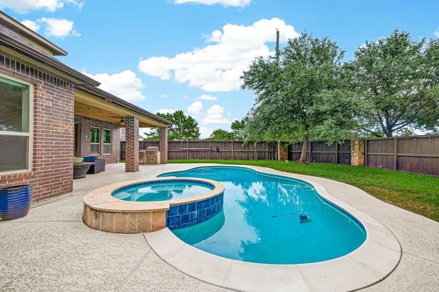 5703 Fulshear Plantation Drive, Fulshear, TX 77441
