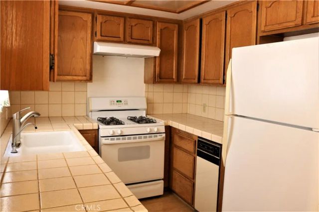 2006 Mathews B, Redondo Beach, CA 90278