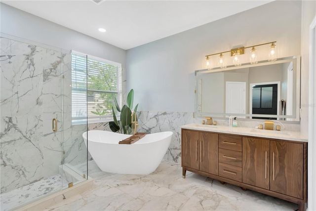 19246 MEADOW PINE DRIVE, Tampa, FL 33647