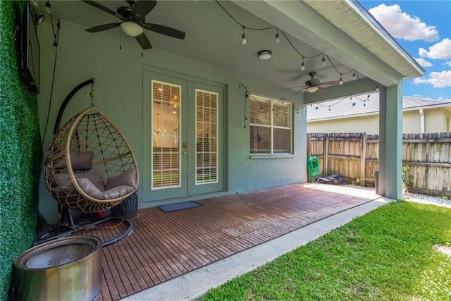 19246 MEADOW PINE DRIVE, Tampa, FL 33647
