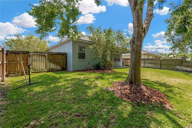 19246 MEADOW PINE DRIVE, Tampa, FL 33647