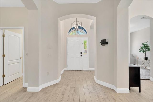19246 MEADOW PINE DRIVE, Tampa, FL 33647